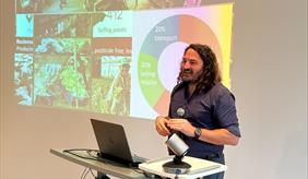 Prof. Dr. Pablo Tittonell at his presentation