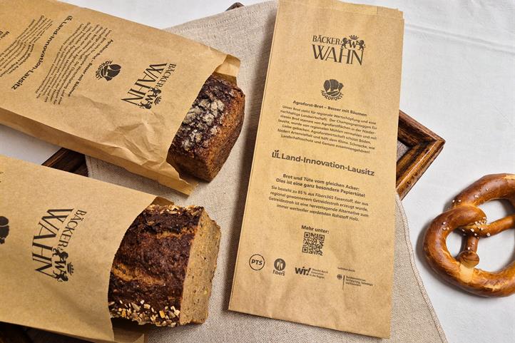 Probevermarktung der Agroforst-Brottüten als Ergebnis des Projektes MEFAP. Das Bild kann für redaktionelle Zwecke unter Angabe der Quelle verwendet werden | Quelle: © Christina Dauser | Fibers365.