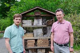 Dr. Peter Weißhuhn (ZALF) und Prof. Dr. Thomas Schmitt (SDEI) konzipieren und begleiten als Forscher das Maßnahmenprogramm Insektenschutz Brandenburg