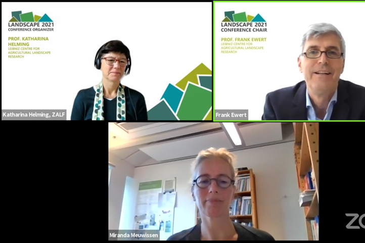 At Landscape 2021, more than 400 participants are currently discussing research approaches for sustainable and resilient agriculture. Prof. Frank Ewert and Prof. Katharina Helming from the Leibniz Centre for Agricultural Landscape Research (ZALF) e.V. and Prof. Miranda Meuwissen, Wageningen University opened the virtual conference. | Source: © ZALF.